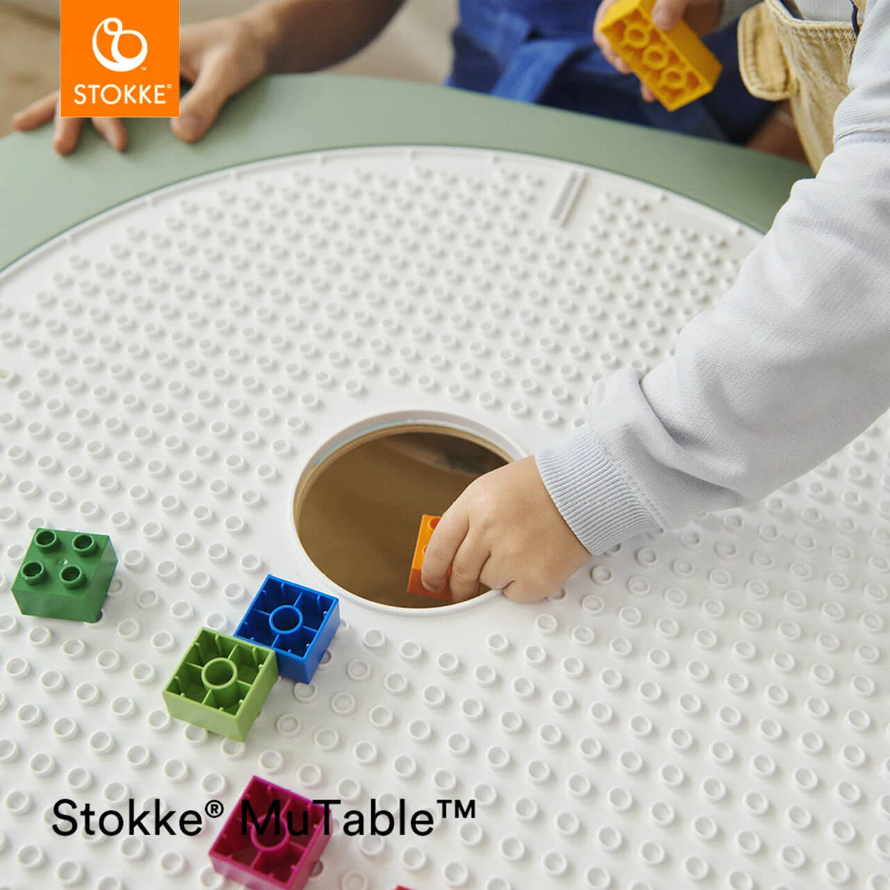 Stokke® MuTable™ Storage Bag V2 - Multicolor Stars - Image 5